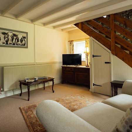 Dairy Cottage At Scolton Cottages - Indoor Pool Хавърфордуест Екстериор снимка